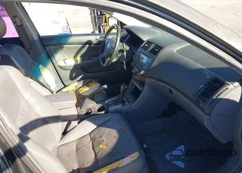 2004 Honda Accord 3.0 Ex z USA, uszkodzony, nr VIN 1HGCM66564A079358